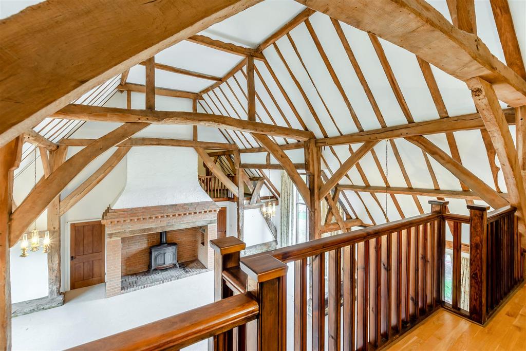 8673777-interior39.jpg