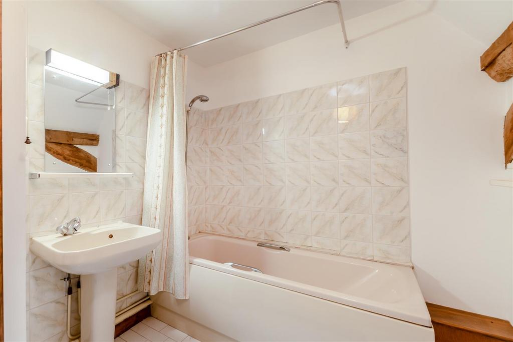 8673777-interior14.jpg