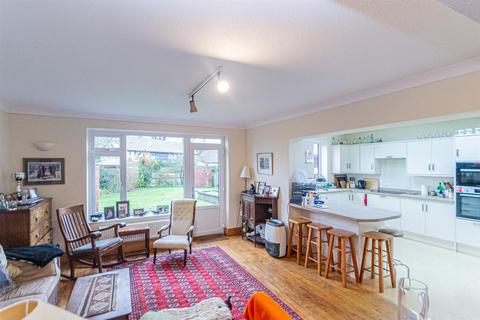 undefined, London Road, Warrington WA4