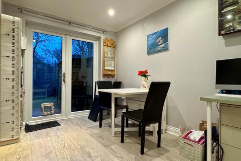 2 bedroom terraced house for sale, Eastlands, New Milton, Hampshire, BH25