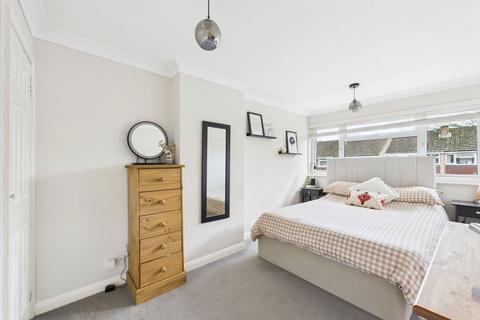undefined, Heath Way, Horsham RH12