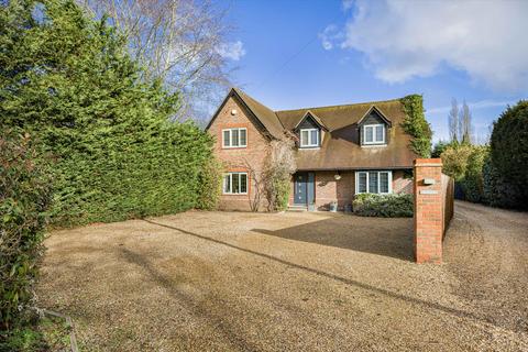 5 bedroom detached house for sale, Mill Road, Shiplake, Henley-on-Thames, Oxfordshire RG9