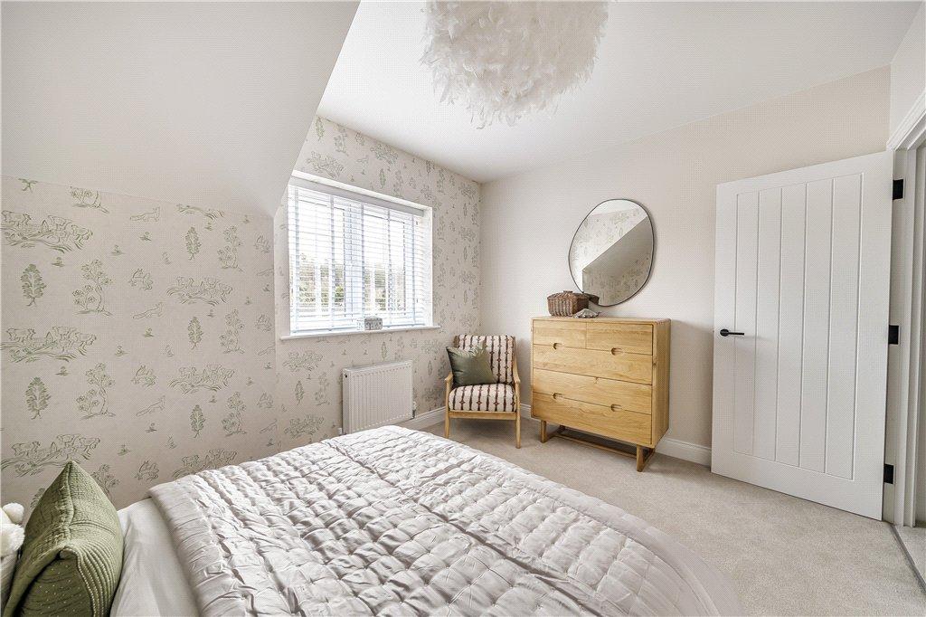 Sh Bedroom