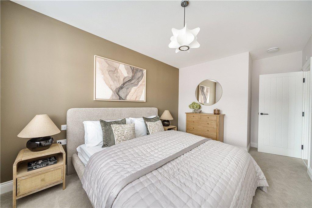 Sh Bedroom