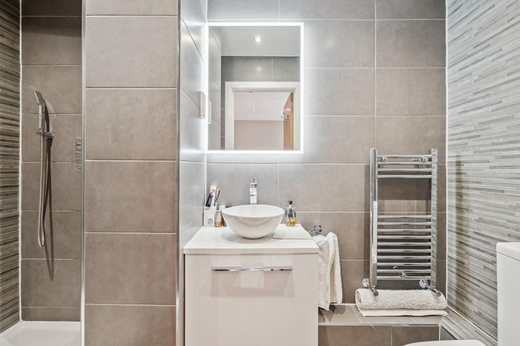 Ensuite