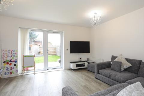 4 bedroom house to rent, Hughes Road, Ilford, IG6