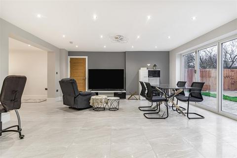 undefined, Red Hill Close, Great Shelford CB22