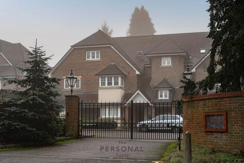 undefined, Babylon Lane, Lower Kingswood