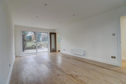 3 bedroom terraced house for sale, Croftwood, Buckinghamshire HP13