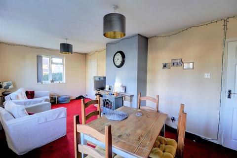 2 bedroom bungalow for sale, Amersham Road, High Wycombe HP15