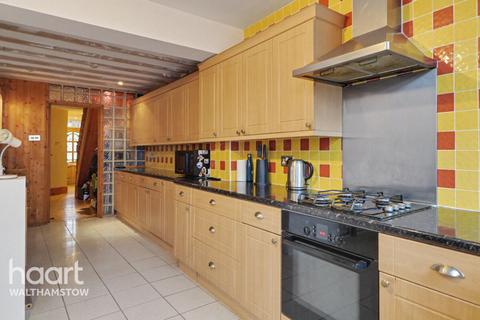 2 bedroom terraced house for sale, Fulbourne Road, Walthamstow