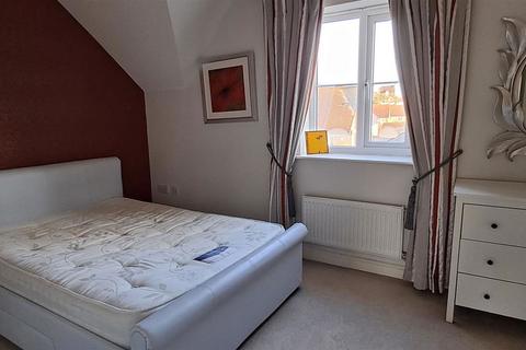 5 bedroom end of terrace house for sale, Three Valleys Way, Bushey WD23