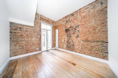 3 bedroom flat to rent, Kingston Road, South Wimbledon, Wimbledon, SW19