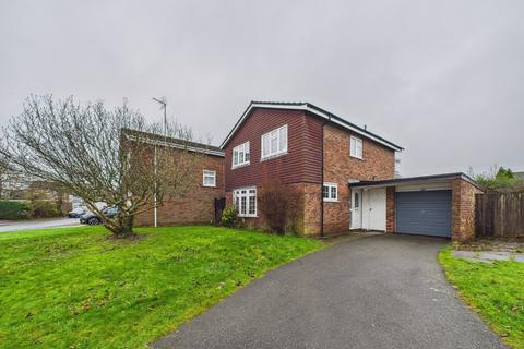 Lowfield Way, Hazlemere, High Wycombe, HP15 7RR