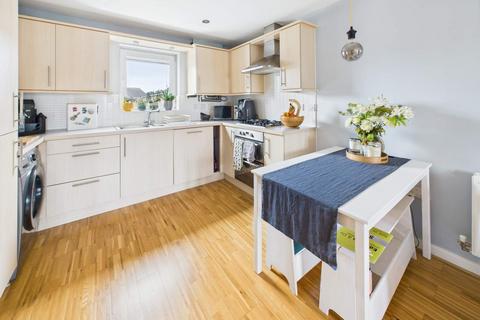 2 bedroom flat for sale, Burford Gardens, Cardiff, Cardiff, CF11