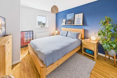 2 bedroom flat for sale, Burford Gardens, Cardiff, Cardiff, CF11