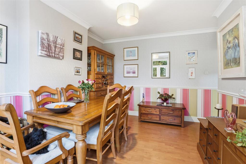 1615784627 - 23 Lavender Rd, Carshalton, SM5 - 13.