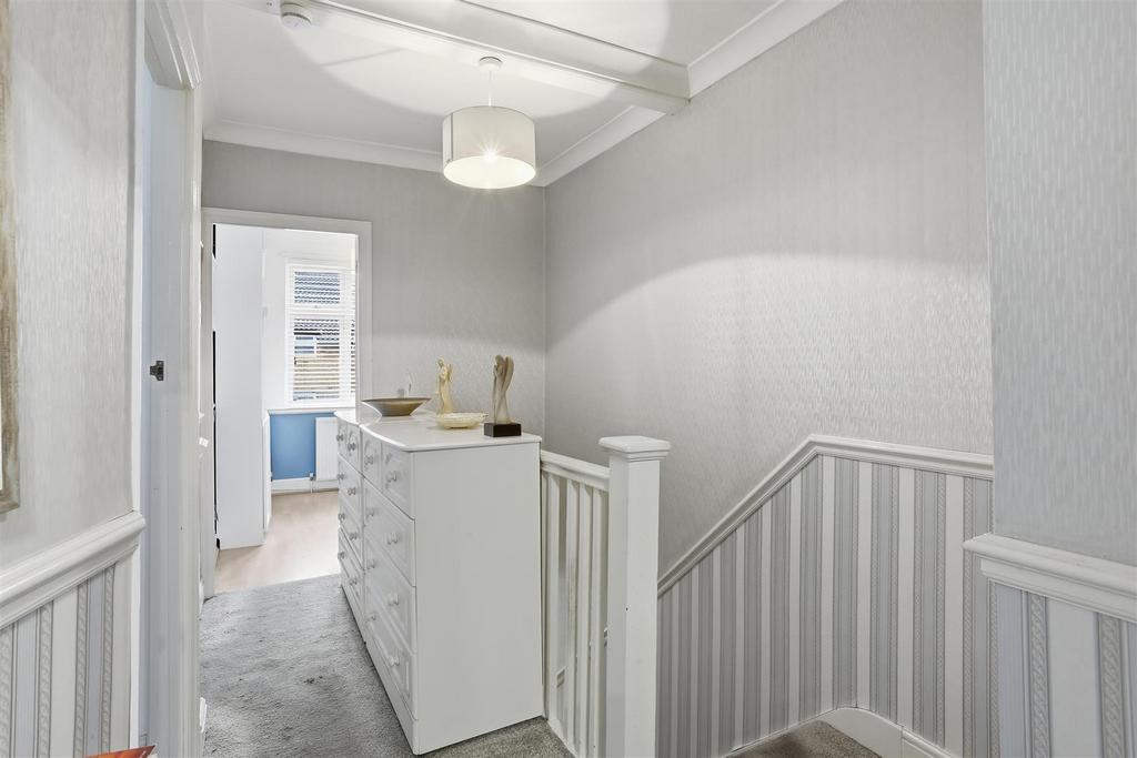 1615784627 - 23 Lavender Rd, Carshalton, SM5 - 2.j