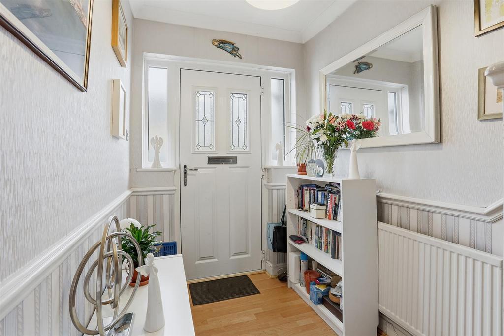 1615784627 - 23 Lavender Rd, Carshalton, SM5 - 10.