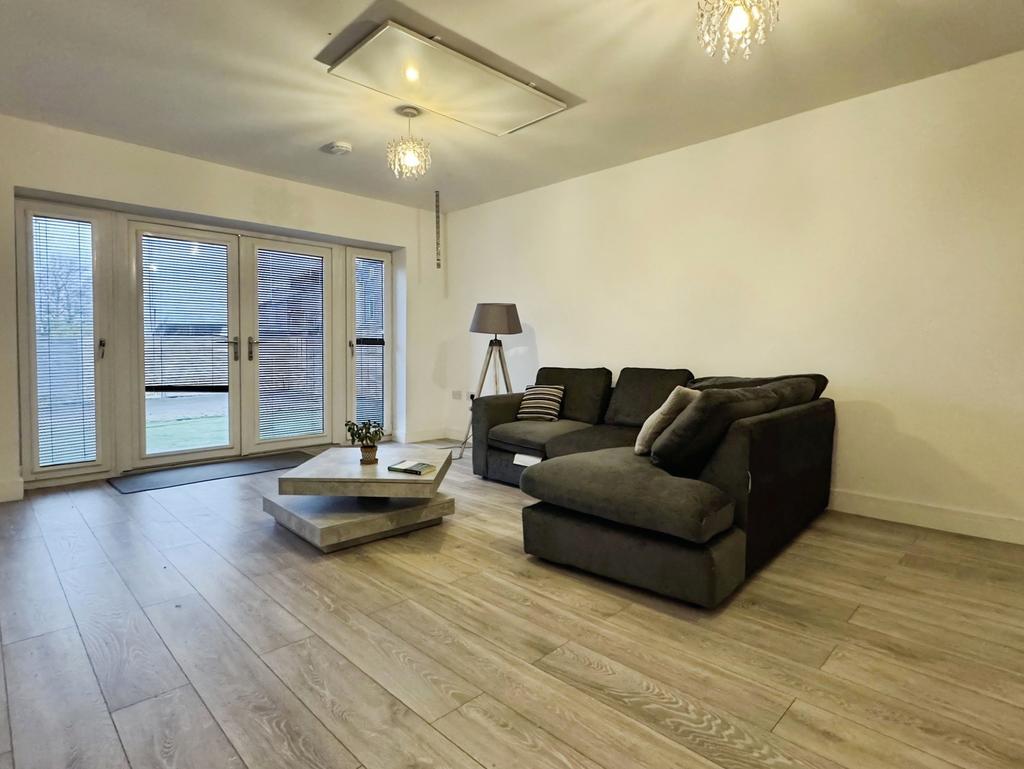 Kitchen/Living Area