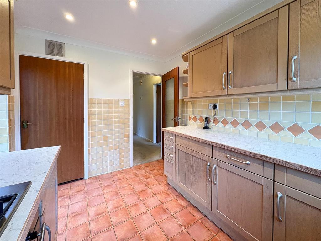 Kitchen-3.jpg