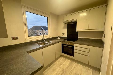 2 bedroom flat to rent, Watermead Road, Farlington