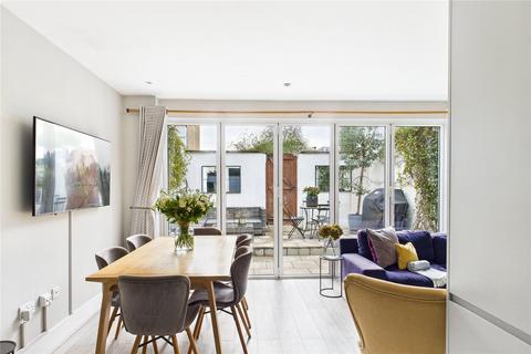 3 bedroom apartment for sale, Morrish Road, London, SW2