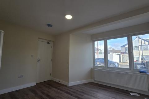 6 bedroom house share to rent, Aldborough Spur, Slough, Berkshire, SL1