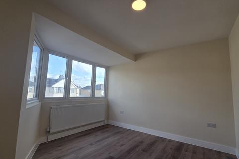 6 bedroom house share to rent, Aldborough Spur, Slough, Berkshire, SL1