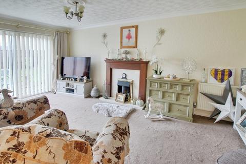 2 bedroom detached bungalow for sale, Southfields Close, Wisbech PE13