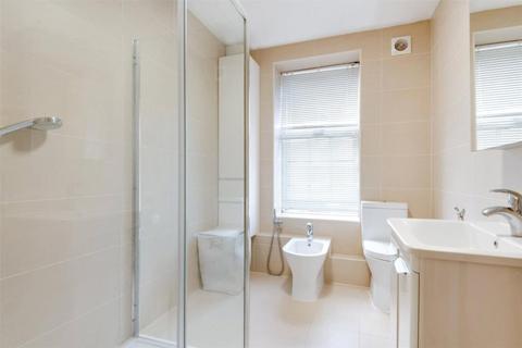 3 bedroom flat for sale, Heathcroft Hampstead Way Hampstead Garden Suburb NW11