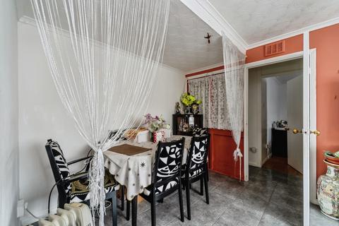 3 bedroom apartment for sale, Williamson Road, Bedford MK42