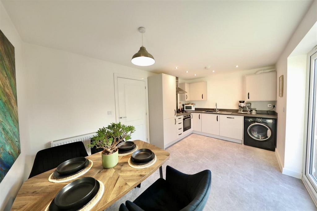 Kitchen diner