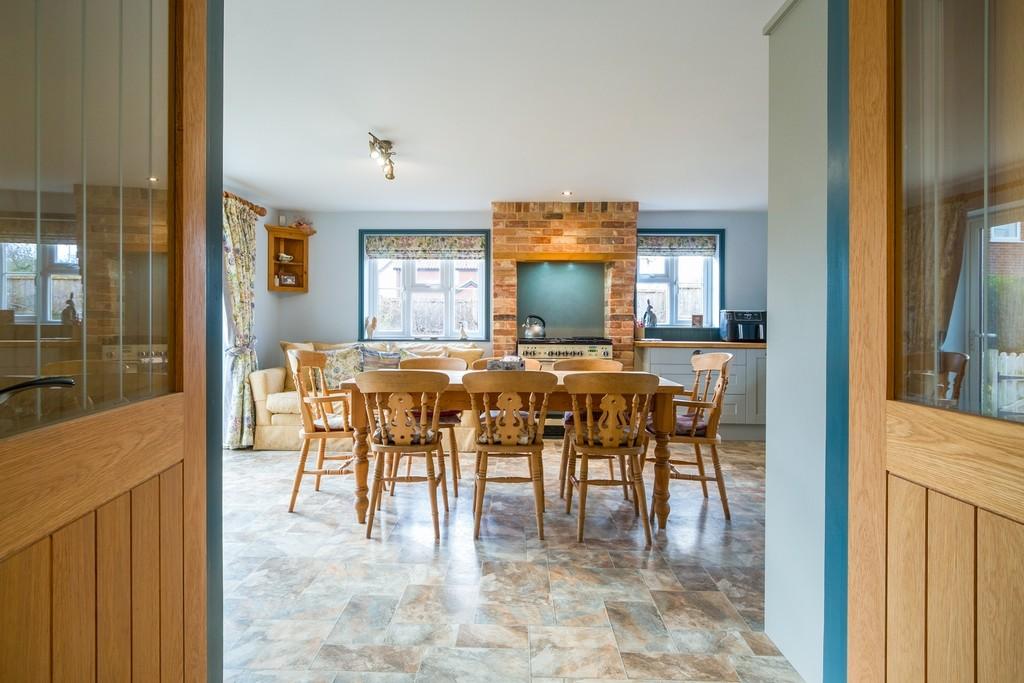 1440px-Dairy Meadow House - 12