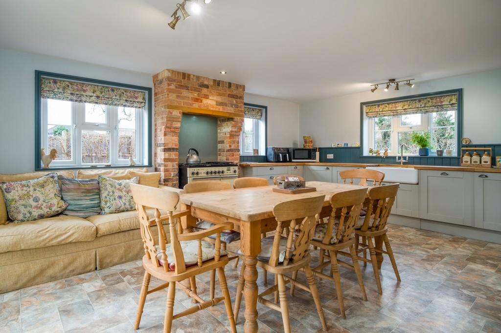 1440px-Dairy Meadow House - 13
