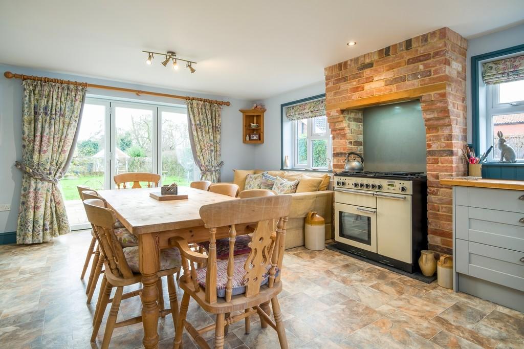 1440px-Dairy Meadow House - 14