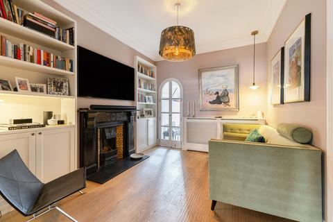 4 bedroom terraced house for sale, Shottendane Road, London