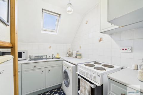 undefined, Wellington Villas, Nottingham