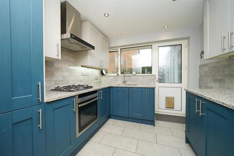 3 bedroom house to rent, Bideford Green, Linslade, Leighton Buzzard