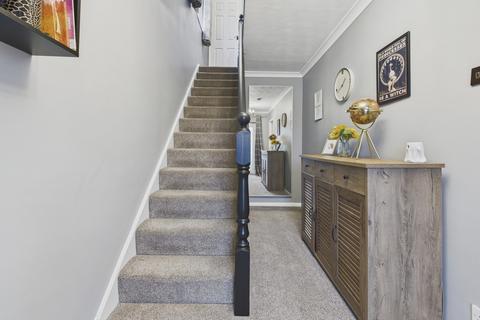 3 bedroom detached house for sale, Cromford Drive, Staveley