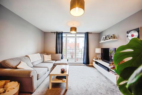 2 bedroom flat for sale, Kingfisher Meadow, Maidstone, ME16 8