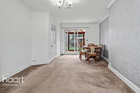 undefined, Cooper Road, Croydon