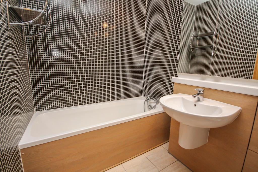 8 Eagles View - Small Redone-10