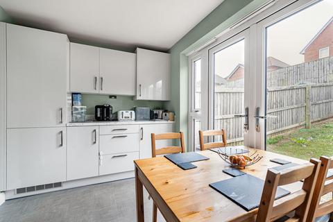 2 bedroom terraced house for sale, Juniper Close, Paignton