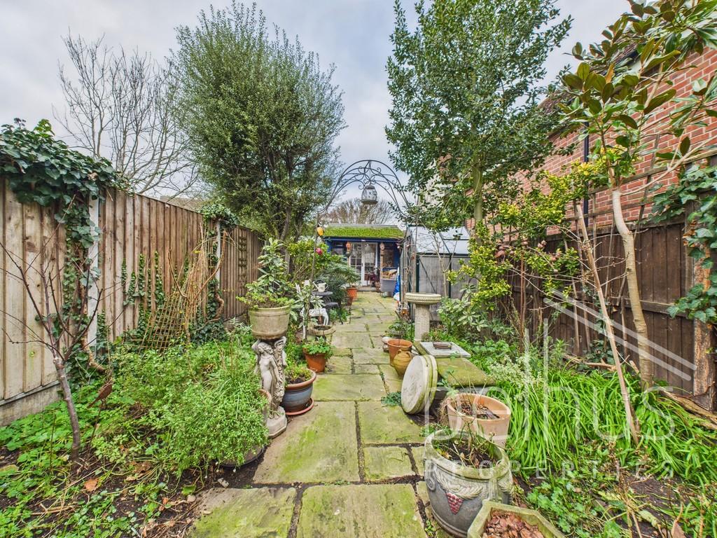 Garden 037