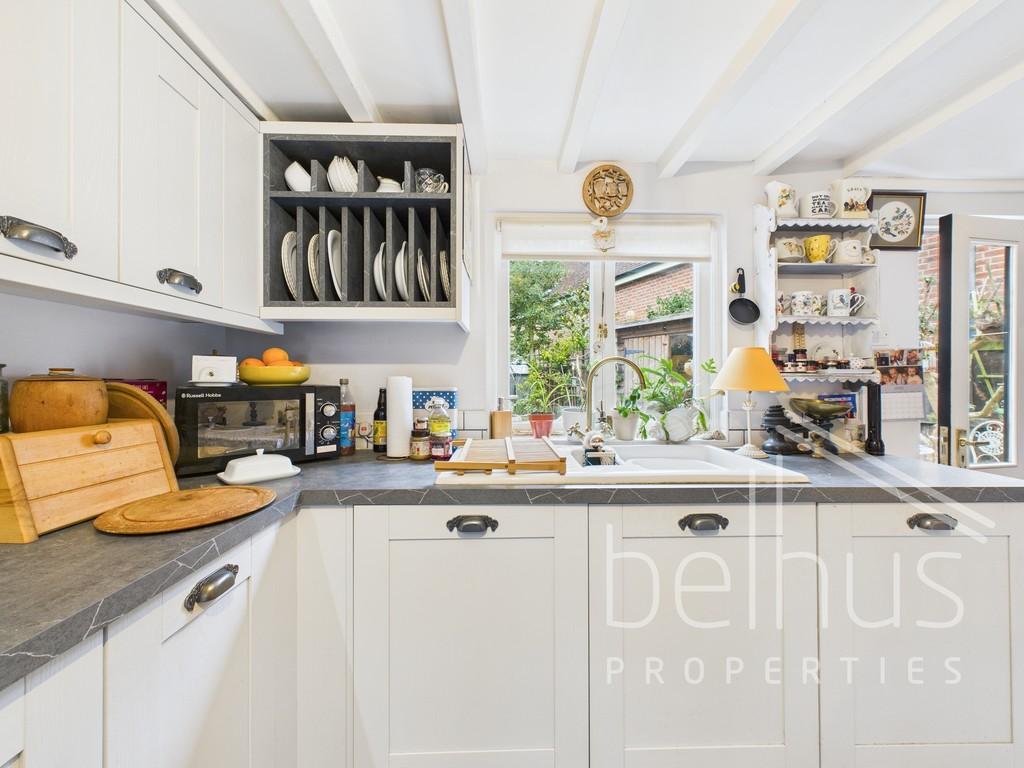 Kitchen 011