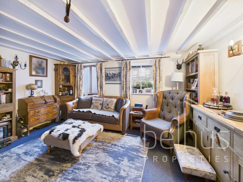 Sitting Room 002