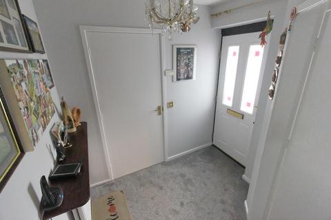 3 bedroom semi-detached house for sale, Firestone Close, Leicester