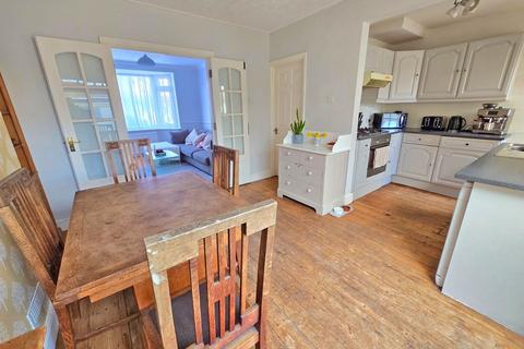 3 bedroom terraced house for sale, Manor Close, West Sussex BN42