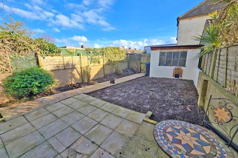 3 bedroom terraced house for sale, Manor Close, West Sussex BN42